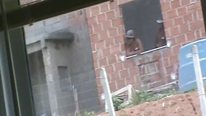 Jovem a preparar-se vídeo de vídeo de pornô para um encontro