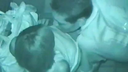 Atirada por um video sexo quente amigo, que anda a perseguir carecas.
