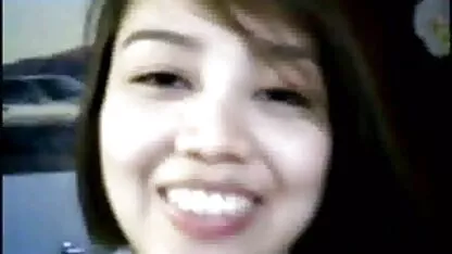 A morena vídeo pornô sexo fode com adultos alemães.