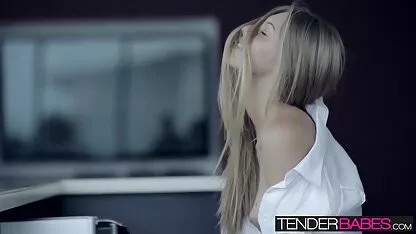O autocarro é um xvideos mulher se masturbando sítio para foder.