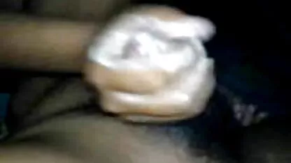 A loira tem sexo em casa com o stud x video suruba POV.