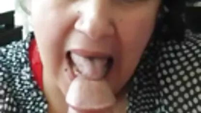 A beleza do videos de sexo grupal mágico no óleo recebe o símbolo para a sua aparência