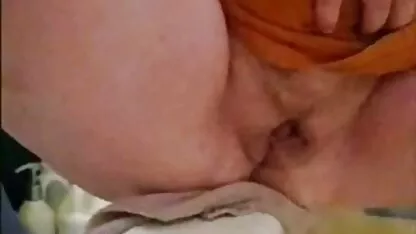 Sarah, Diverte-te youtubeporno com o Renato.