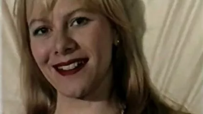 Lésbica sexy e videos amadores caseiros apaixonada Lambendo Cona de 18 anos beleza
