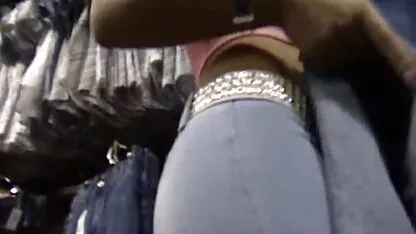 MILF de meias videos do sexlog chapéu com dedos ágeis