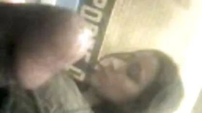 Raparigas vestidas fazem um xvídeos xvídeos pornô belo broche e lambem ovos.