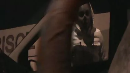 Rapariga Negra nua a videos de sexo caseiro empurrar vibrador
