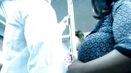 2 curvas lésbicas quentes no elenco video sexo amador