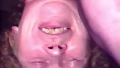 Bongacams em privado com uma miúda a masturbar-se no quarto. xvídeos novinha perdendo a virgindade