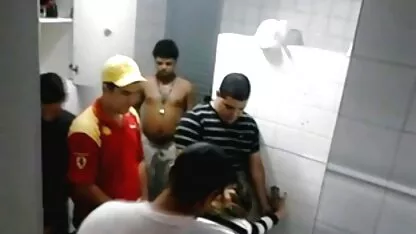 Amirah Adara xvideos brasileiras novinhas Frita.
