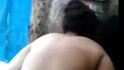 O homem faz um video deporno broche ao namorado e a pila no cu.