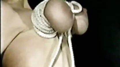 Enteados mudam de vídeo pornô em desenho homem.