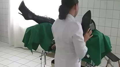 Sexo lésbico, Esguichar vídeo de sexo da gretchen e mijar.