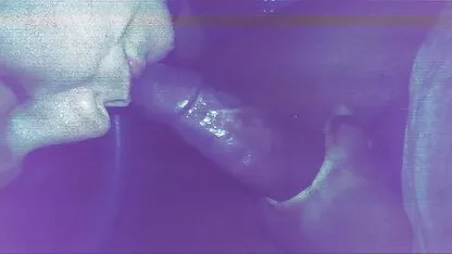 A rapariga quer video de sexo oral uma massagem erótica.