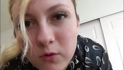 Psicóloga xvídeos na academia tia Idiota chupando um membro do cliente e dado a ele no sofá