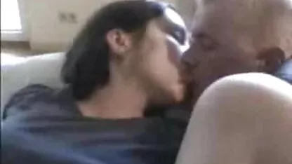 Sexo recente pornor doido uma mulher madura com um jovem