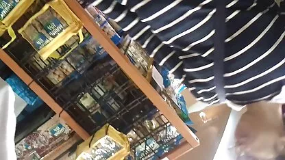 A Sarah lixa-se com um tipo e lambe Ratas à amiga dela. videos ponro